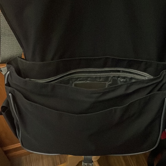 ‼️Sold‼️Authentic PRADA Sportside Crossbody Bag - Unisex❤️ - Picture 11 of 17